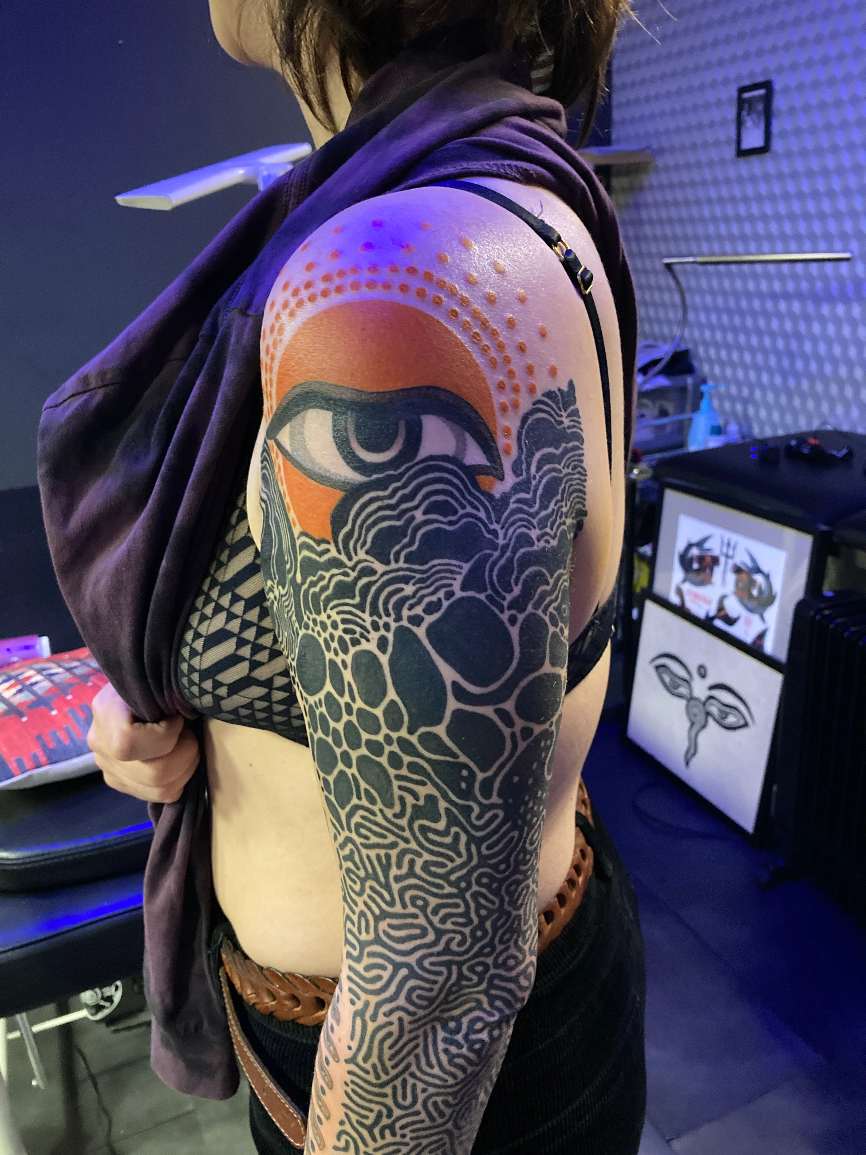 Tatouage Geometrique Couleur Bras Sleeve Multicolore – Le Nouveau Labo Bordeaux