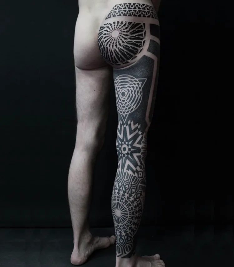 Tatouage Geometrique Jambe Mandala Hexagone – Le Nouveau Labo Bordeaux