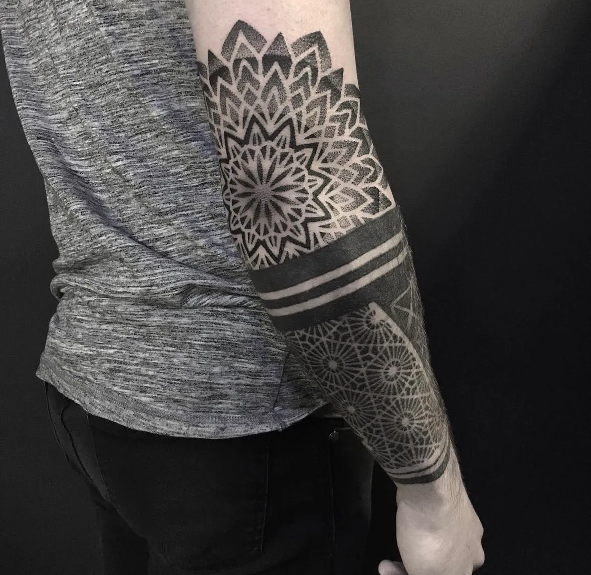 Tatouage Mandala Bras Complet – Le Nouveau Labo Bordeaux
