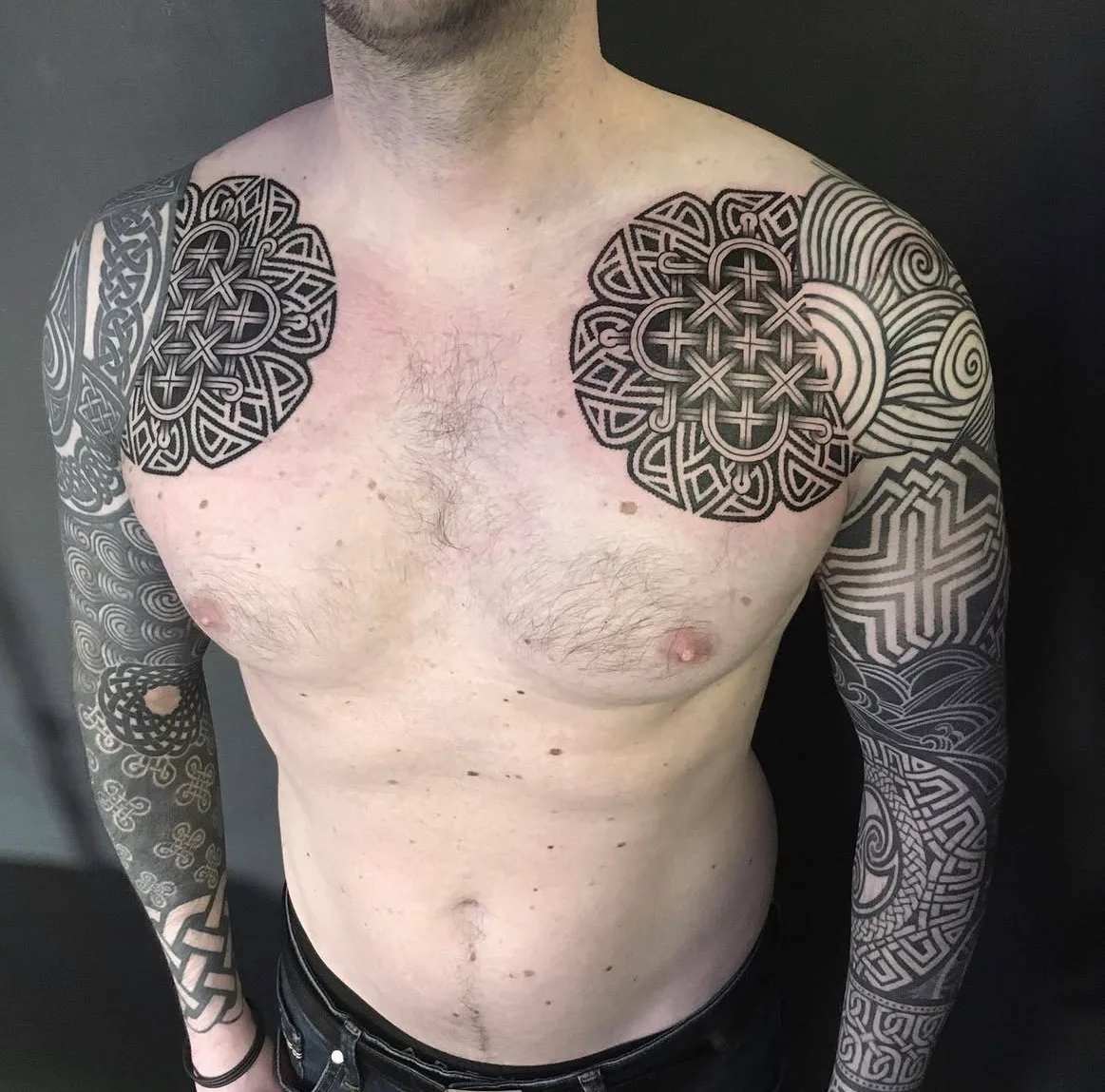 Tatouage Mandala Jambe Bandes – Le Nouveau Labo Bordeaux