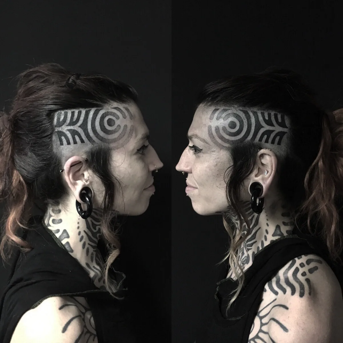 Tatouage Neotribal Bras Cercles Lineaires – Le Nouveau Labo Bordeaux